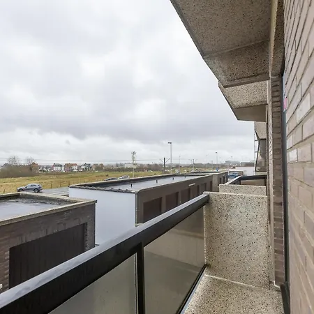 Spacious On The 1st Floor * Middelkerke
