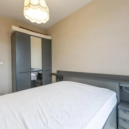 Spacious On The 1st Floor Apartment *