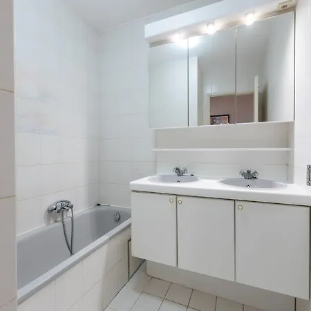 公寓 Cozy And Spacious On The 1st Floor