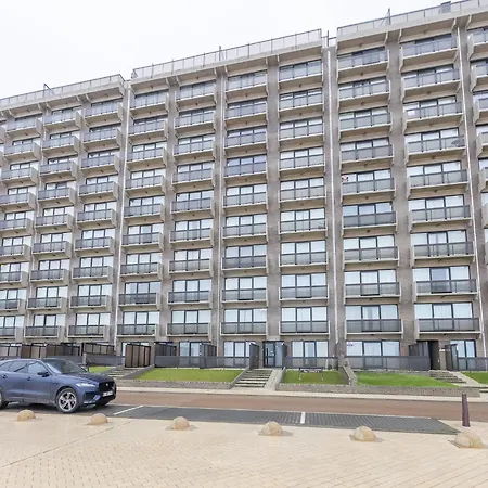 Apartment Spacious On The 1st Floor Middelkerke