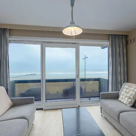 Spacious On The 1st Floor Middelkerke